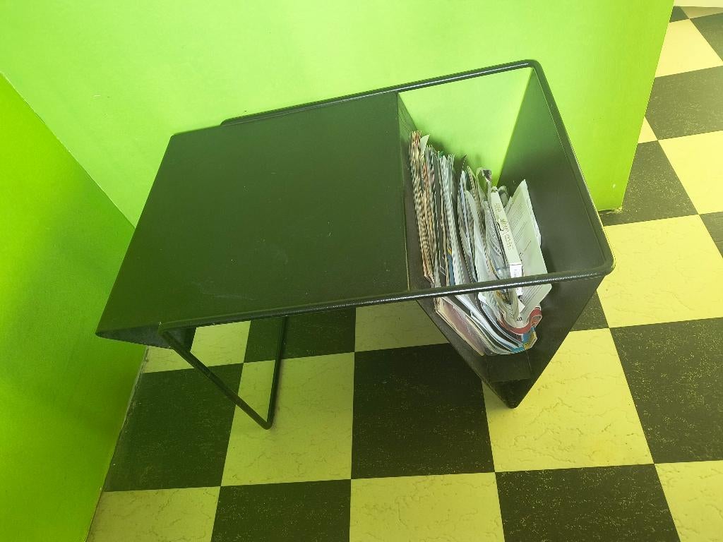 Zwarte metalen moderne (salon)tafel, Huis en Inrichting, Ophalen, 50 tot 100 cm, Rond, 50 tot 100 cm