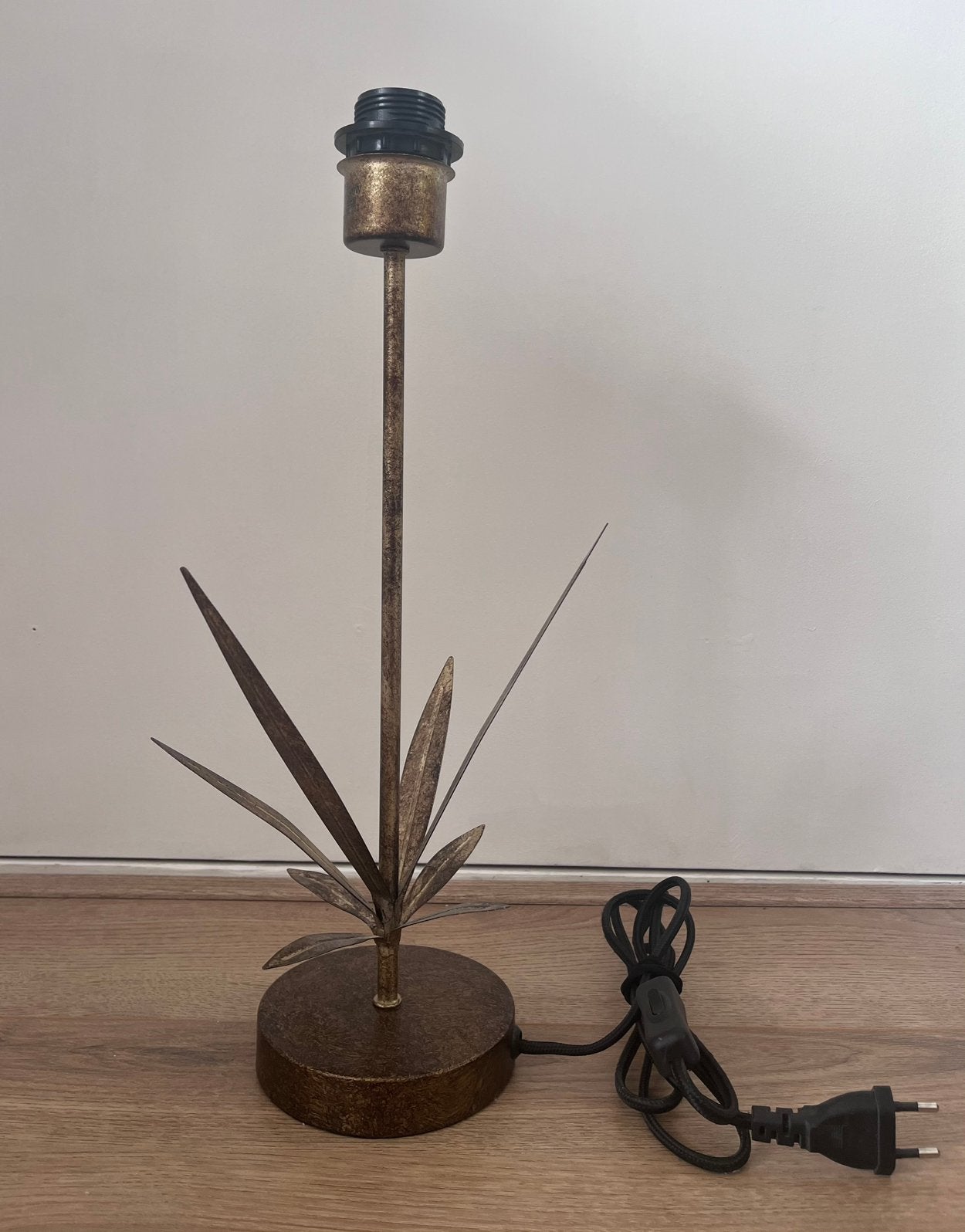 YAYA ANTIQUE BRONZE tafellampvoet, Huis en Inrichting, Ophalen of Verzenden, Zo goed als nieuw, Metaal, Minder dan 50 cm