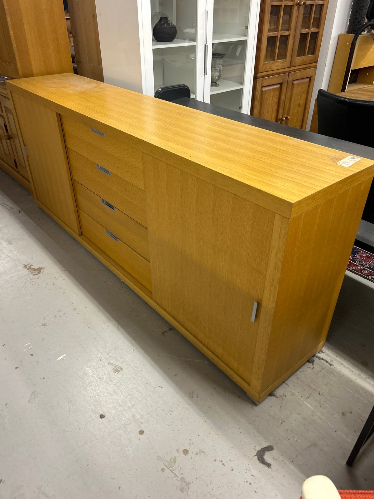 Licht gelakt eiken dressoir - 228,5 x 46 x 92 cm, Ophalen, Gebruikt, Eikenhout, 200 cm of meer