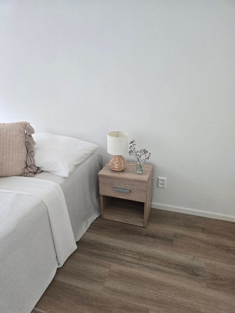 2 voor 30€! Set van 2 JYSK TARDUP Nachtkastjes, Huis en Inrichting, Ophalen, Minder dan 45 cm, Zo goed als nieuw, Minder dan 55 cm