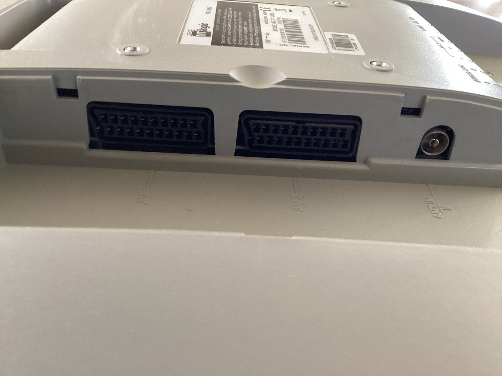 MT Logic TFT-2052 LCD TV met afstandsbediening, Overige merken, Gebruikt, 50 Hz, Ophalen of Verzenden