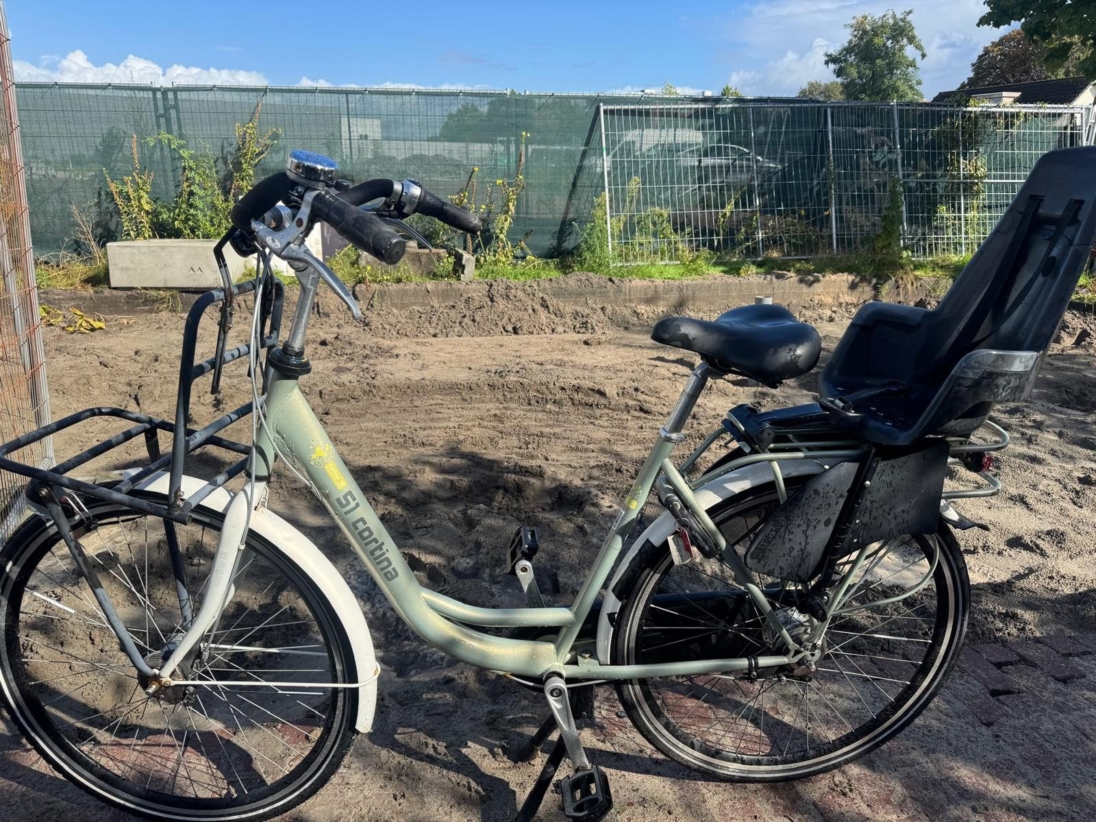 Cortina S1 fiets met kinderzitje en voordrager - opknapper, (Extra) lage instap, Schijfrem, Ophalen, Overige merken