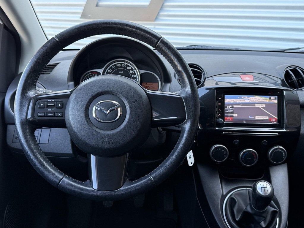 Mazda 2 1.3 Silver Edition 2e Eigenaar|Navi|Clima|Stoelverwa, Auto's, Mazda, Voorwielaandrijving, Euro 5, Stof, Gebruikt