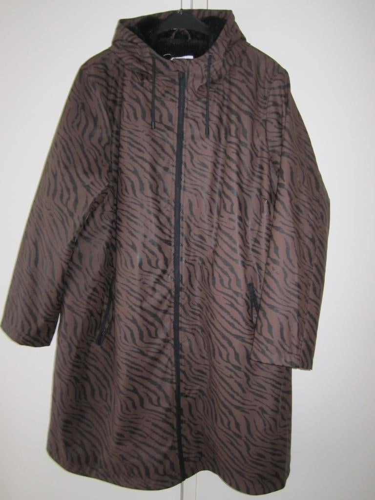 Miss Etam tussenjas maat 54 ., Bruin, Maat 46/48 (XL) of groter, Ophalen of Verzenden, Zo goed als nieuw
