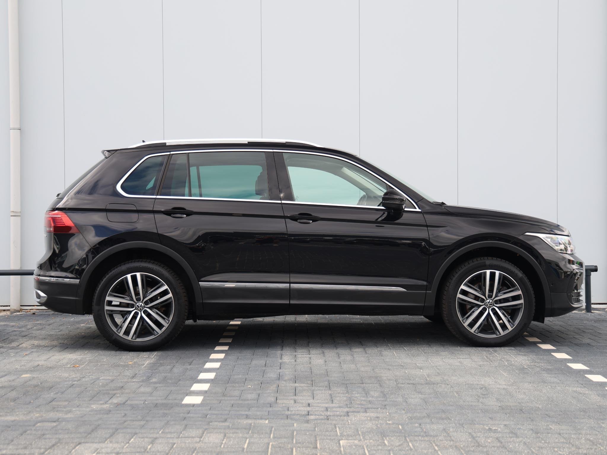Volkswagen Tiguan 1.4 TSI eHybrid Elegance 245 pk DSG | Deal, Auto's, 4 cilinders, Zwart, Bedrijf, Hybride Elektrisch/Benzine