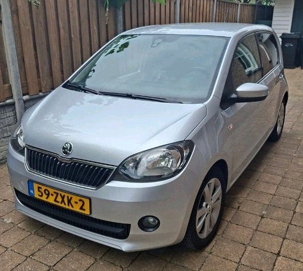 Škoda Citigo Elegance | Airco | CC | APK 03-2027, Auto's, Skoda, Voorwielaandrijving, Euro 5, Stof, Zwart