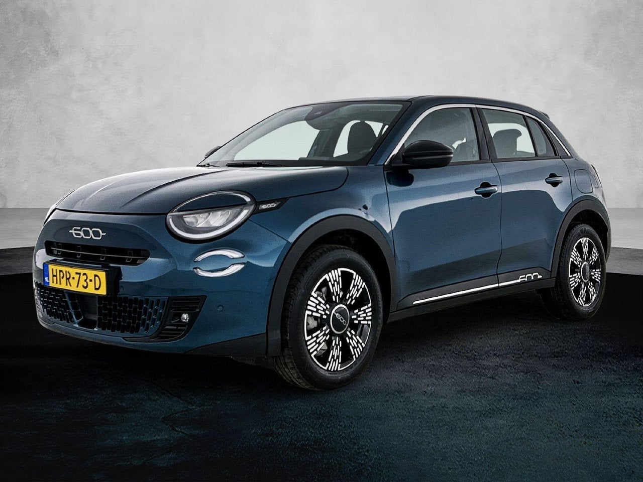 Fiat 600 1.2 Urban 110pk Automaat | Stoelverwarming | Naviga, Auto's, Gebruikt, 1199 cc, Bedrijf, 3 cilinders