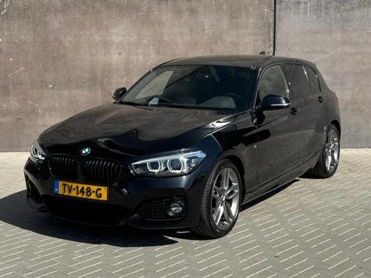 BMW 1-Serie 118i aut M-Sport Shadow Executive Leder, Auto's, Zwart, 650 kg, Particulier, 3 cilinders