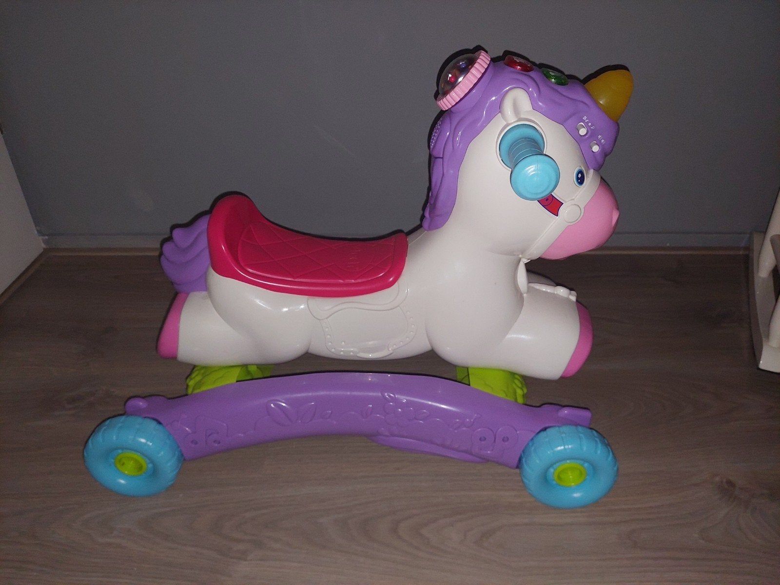 VTech Eenhoorn 2 in 1 Loopfiets en hobbelpaard, Ophalen of Verzenden, Zo goed als nieuw, Overige typen, Met licht