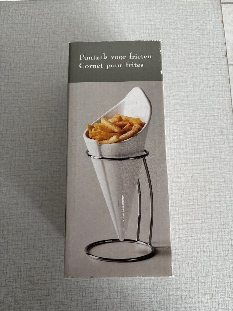 aardewerk frietzakjes in standaard, Nieuw, Ophalen of Verzenden, Schaal of Schalen, Overige stijlen