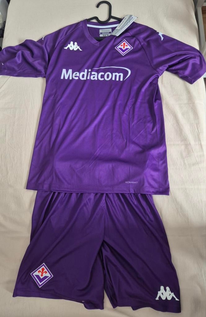 Fiorentina Thuisshirt & Broekje 2024-25 Maat M - Nieuw!, Maat M, Verzenden, Nieuw, Shirt