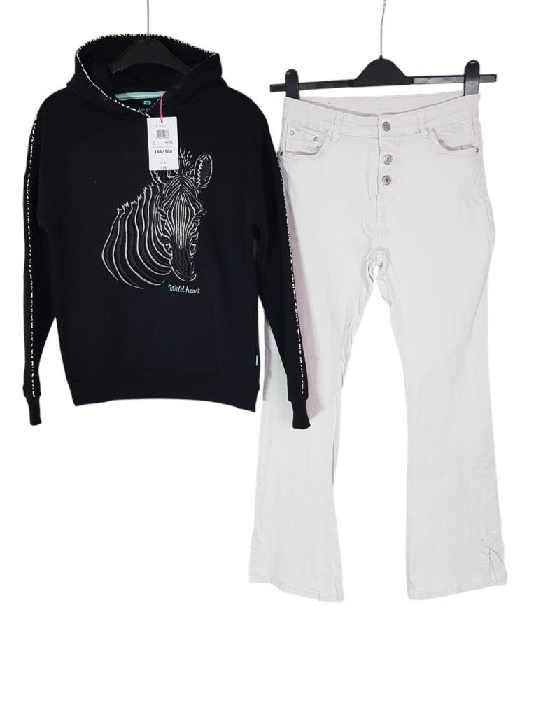 Gave witte HEMA flared wide leg stretch jeans maat 158., Broek, Meisje, Ophalen of Verzenden, Zo goed als nieuw