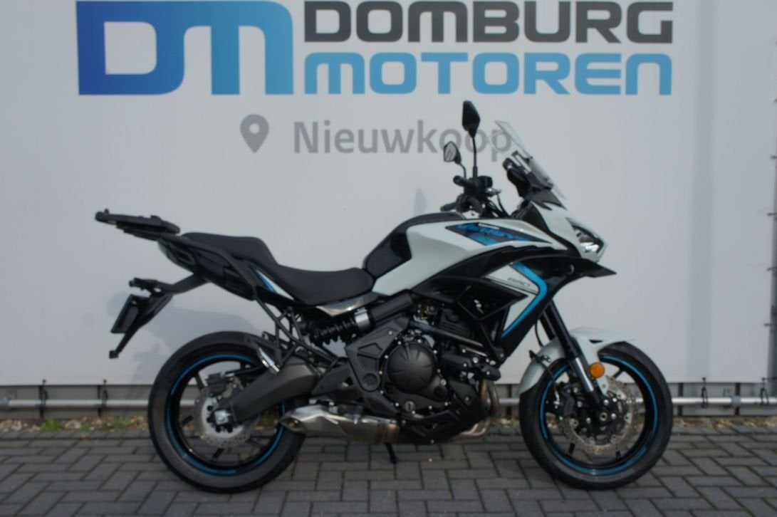KAWASAKI VERSYS 650 (bj 2026) 2.931 km, Motoren, 2 cilinders, 649 cc, Bedrijf, Onbekend