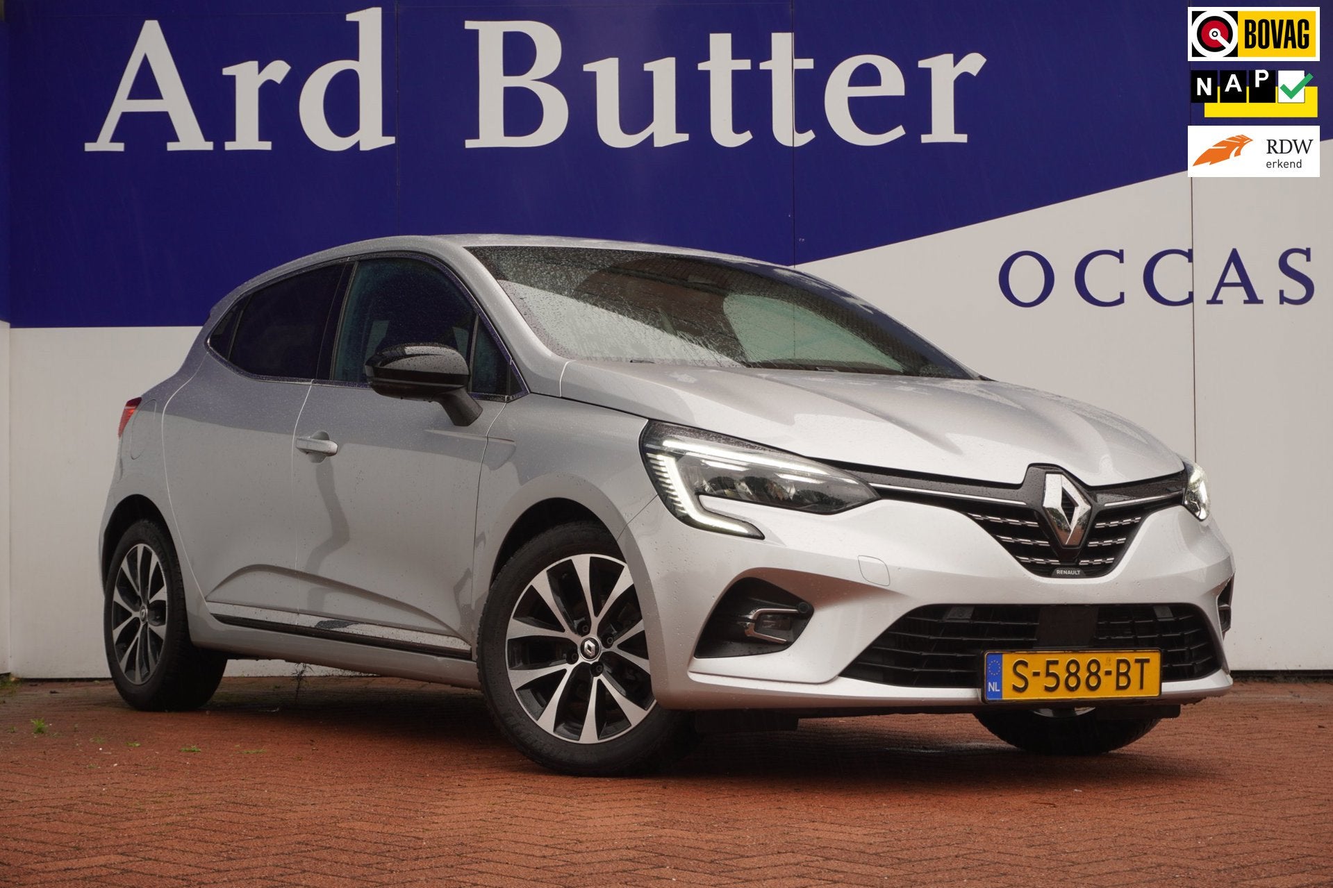 Renault Clio 1.0 TCe 90 Techno / LED / Camera / Half-leder /, Voorwielaandrijving, Dealer onderhouden, Gebruikt, Automatische klimaatregeling