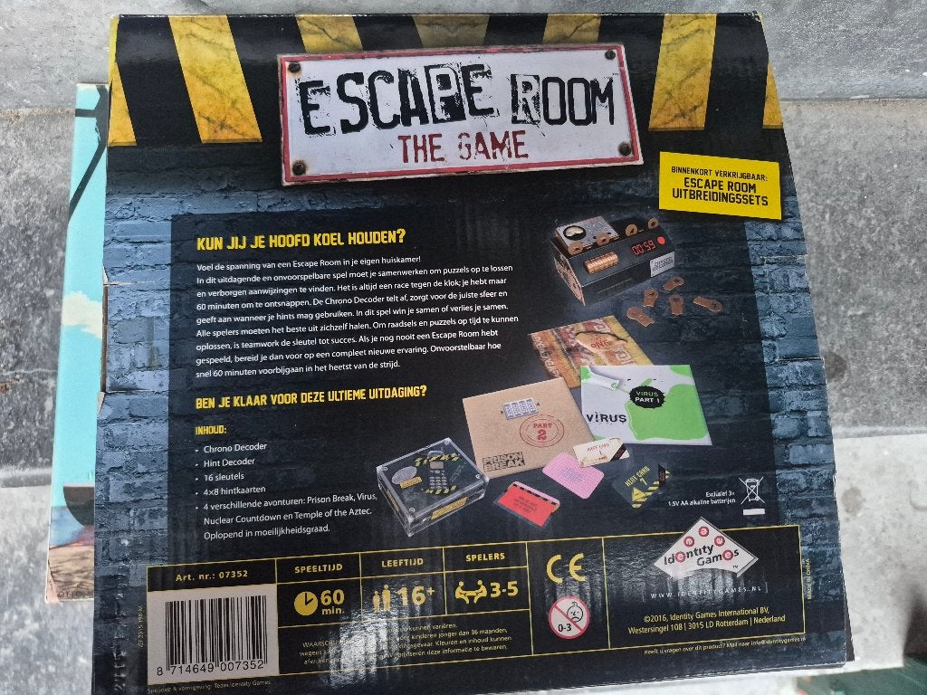Escape Room The Game Startersset, Breinbreker, inc. decoder, Hobby en Vrije tijd, Gezelschapsspellen | Bordspellen, Een of twee spelers