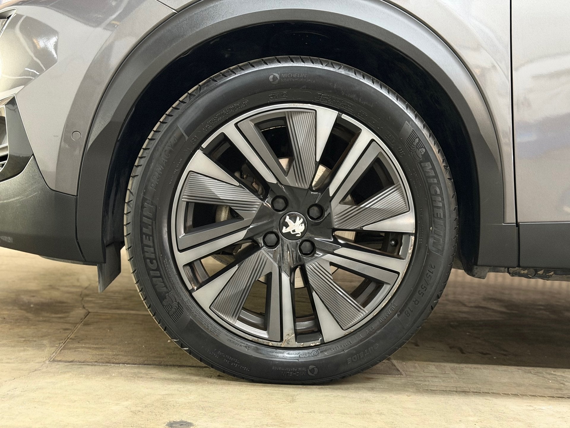 Peugeot 2008 1.2 PureTech GT-Line 2020 LED CAMERA LEDER MEMO, Auto's, Dealer onderhouden, Gebruikt, 1199 cc, Automatische klimaatregeling