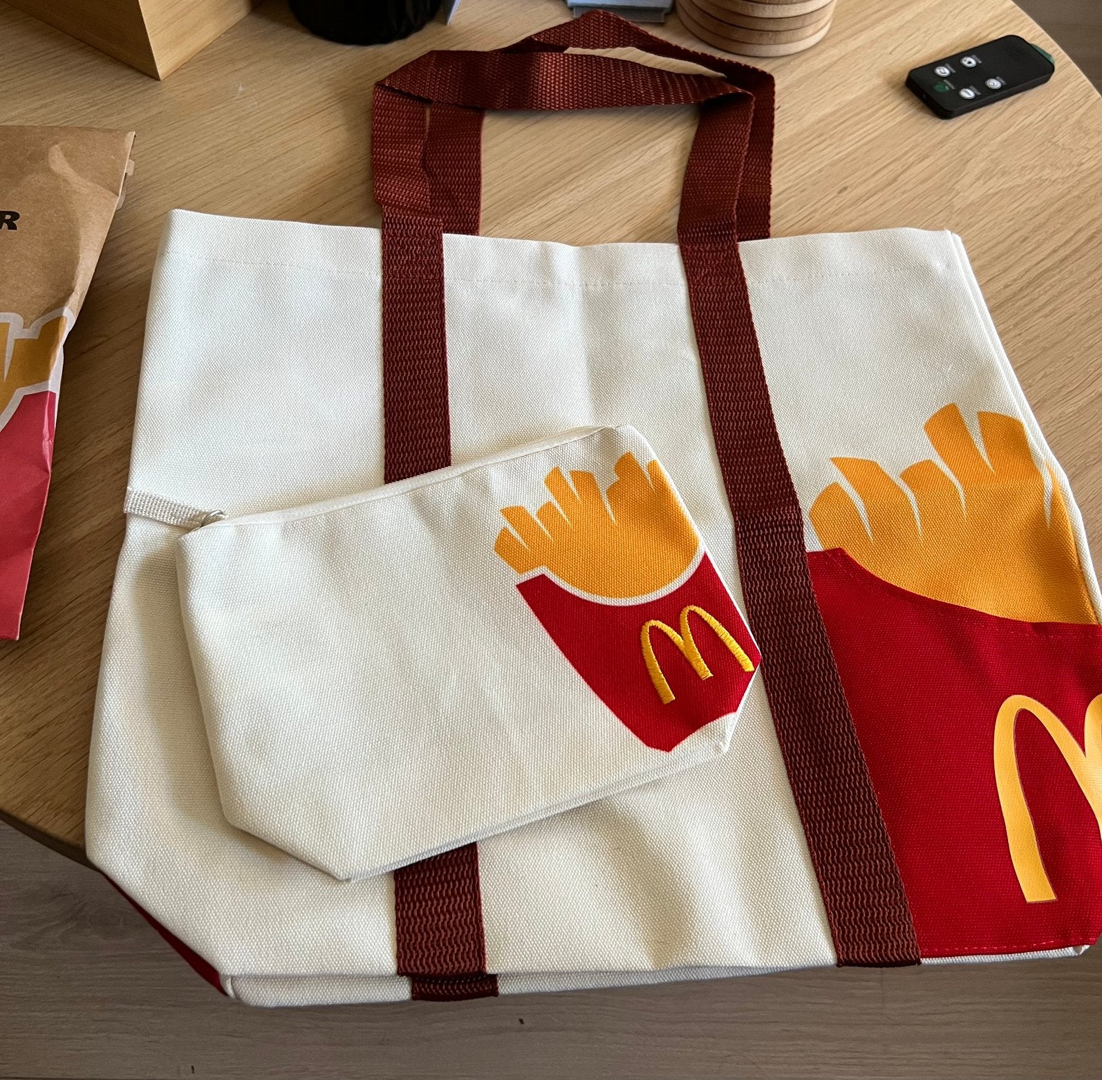 McDonalds zomer editie tas en toilettasje., Ophalen of Verzenden, Nieuw