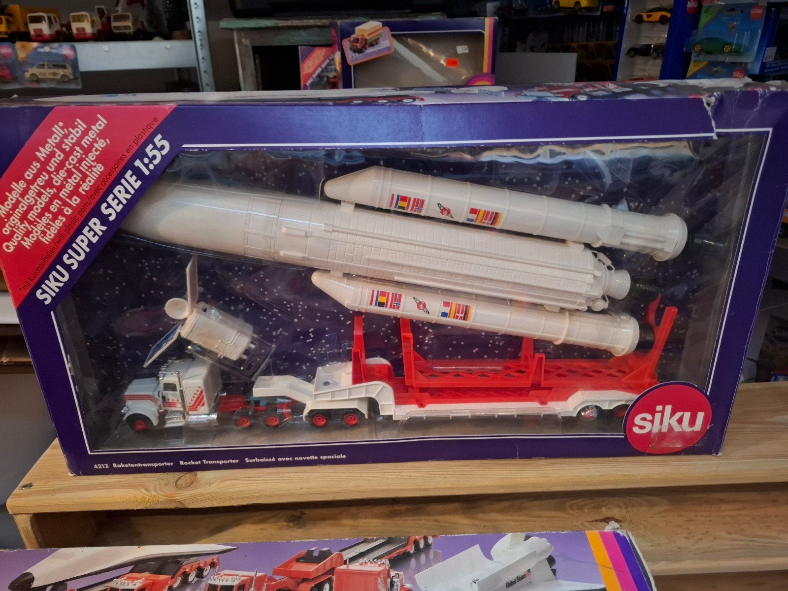 Siku 4212  Super Serie 1:55 Rakettransporter - Nieuw in doos, Ophalen of Verzenden, Nieuw, Bus of Vrachtwagen, SIKU