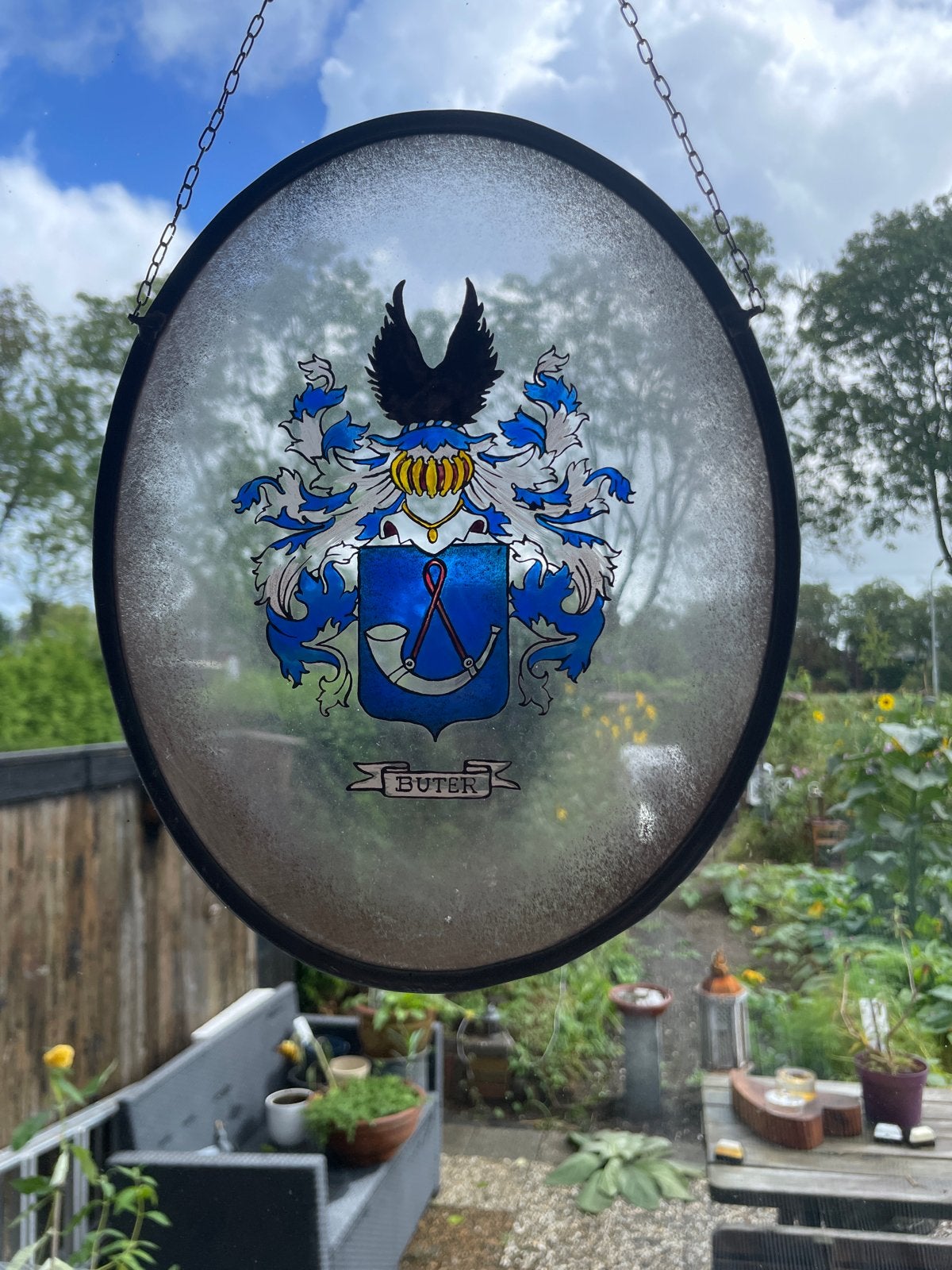 Ovale Glas in Lood Raamhanger met Gebrandschilderd Wapen But, Antiek en Kunst, Ophalen of Verzenden
