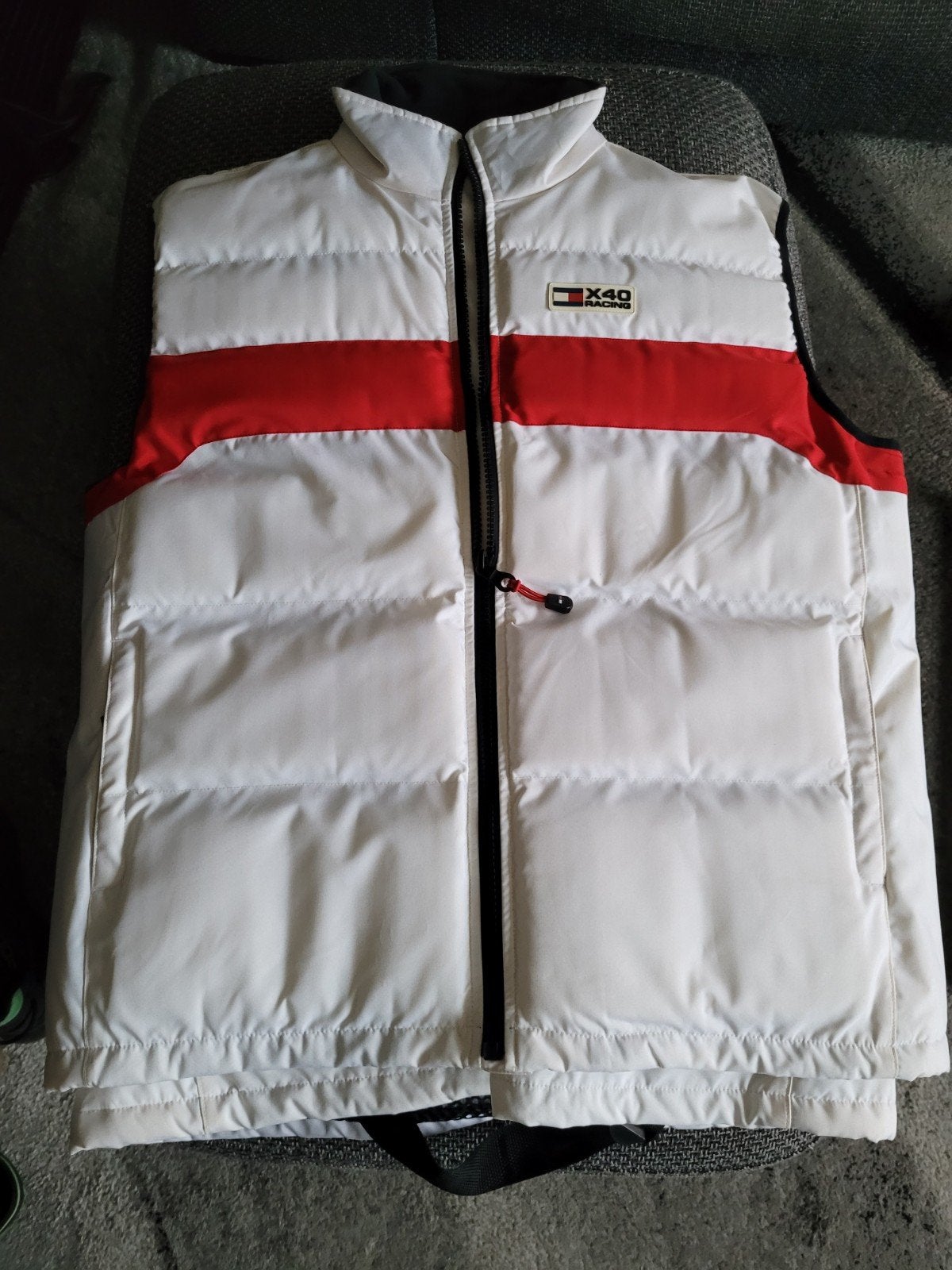 Tommy Hilfiger bodywarmer, Ophalen of Verzenden, Zo goed als nieuw, Maat 56/58 (XL)