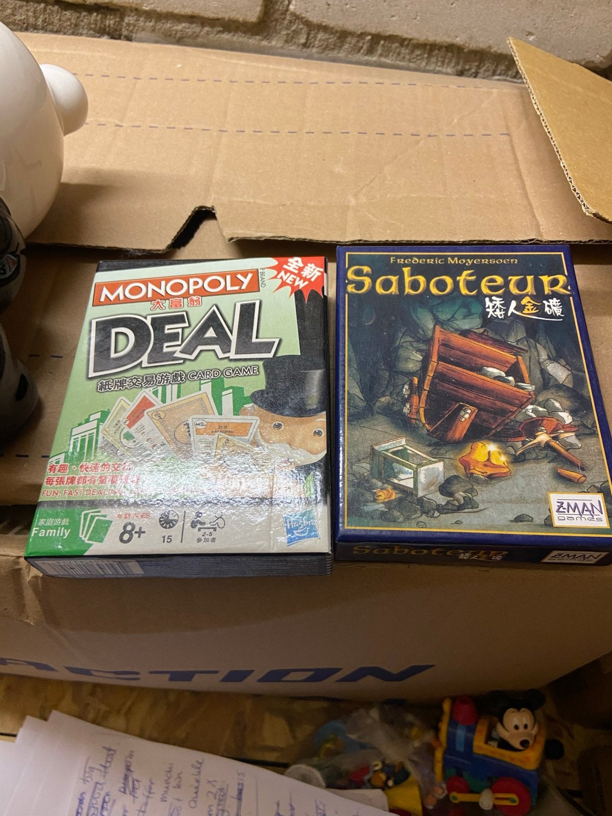Monopoly Deal & Saboteur kaartspellen chinees, Drie of vier spelers, Ophalen of Verzenden, Zo goed als nieuw