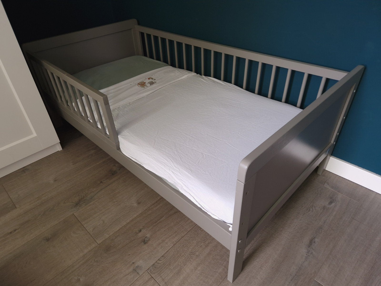 Compleet Peuterbed Petite Amélie 144x76,Aerosleep matras,etc, Kinderen en Baby's, Gebruikt, 70 tot 85 cm, 140 tot 160 cm, Ophalen
