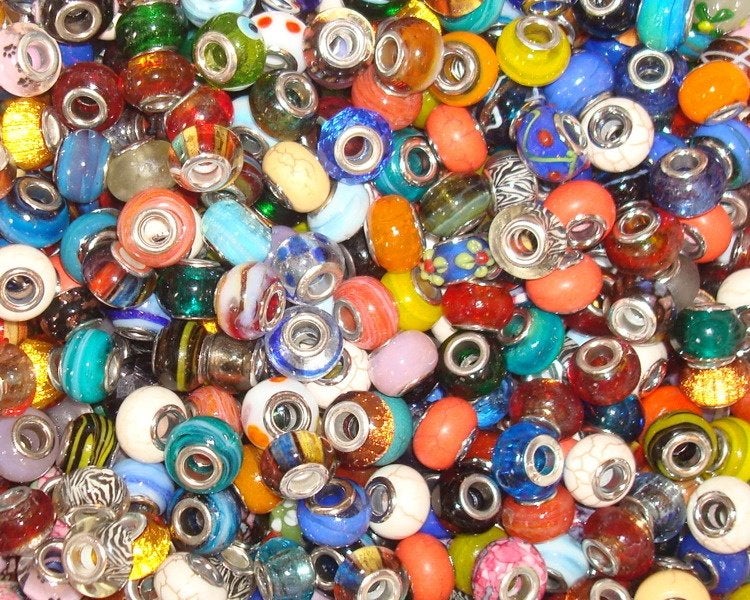 SALE: 25 groot gat bedels multicolour, Sieraden, Tassen en Uiterlijk, Bedels, Overige materialen, Want 18 Hoogvliet, Adorabeads