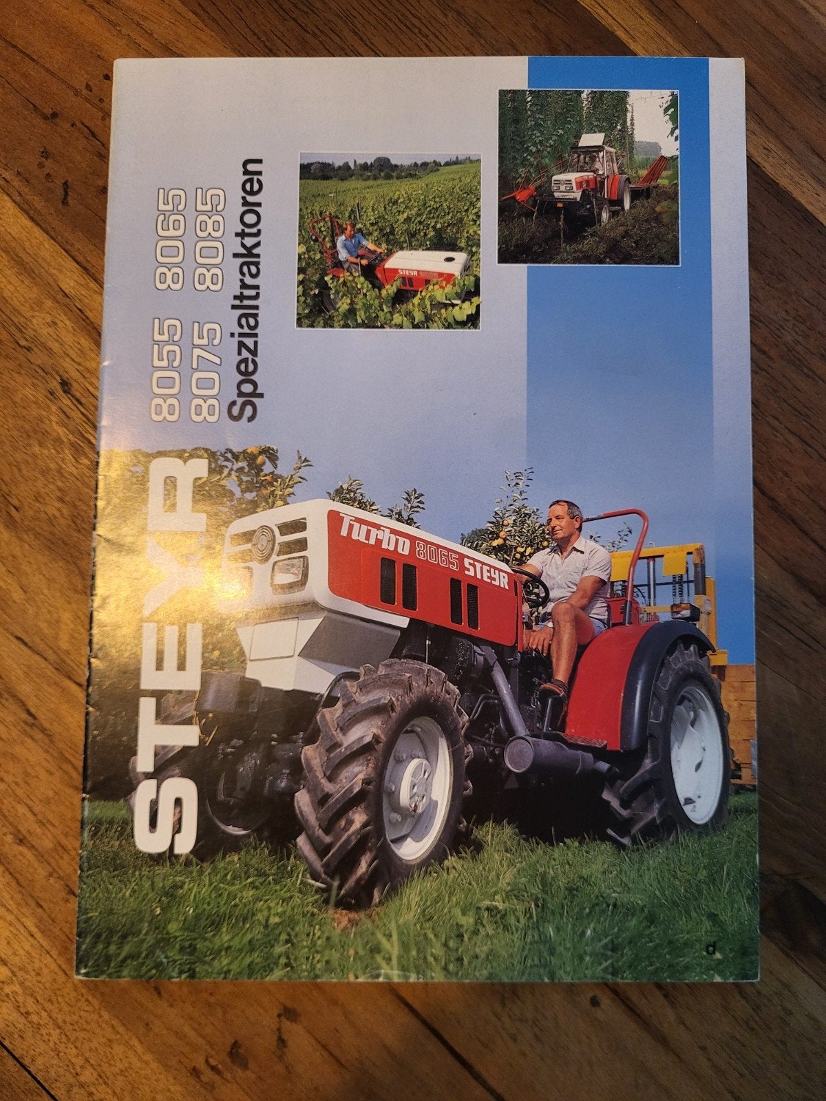 tractor folder Steyr 8055 8065 8075 8085 spezialtraktoren, Boeken, Ophalen of Verzenden, Zo goed als nieuw