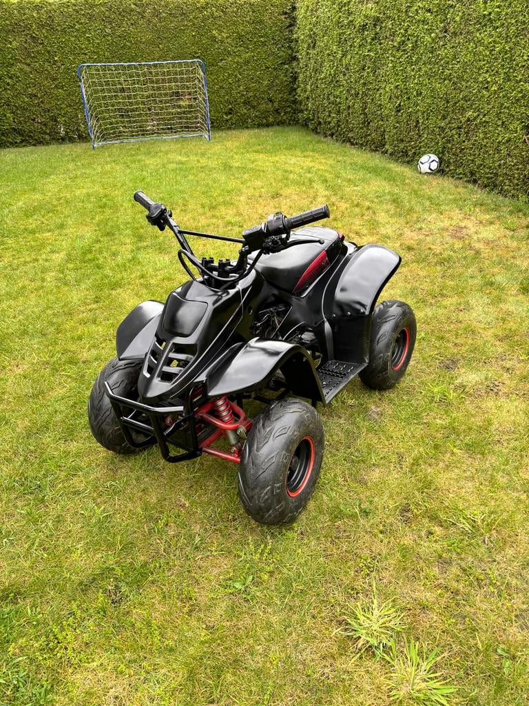Zwarte Kinderquad - 110cc, Fietsen en Brommers, Minibikes, Midibikes en Pitbikes, Ophalen, Zo goed als nieuw, Overige typen