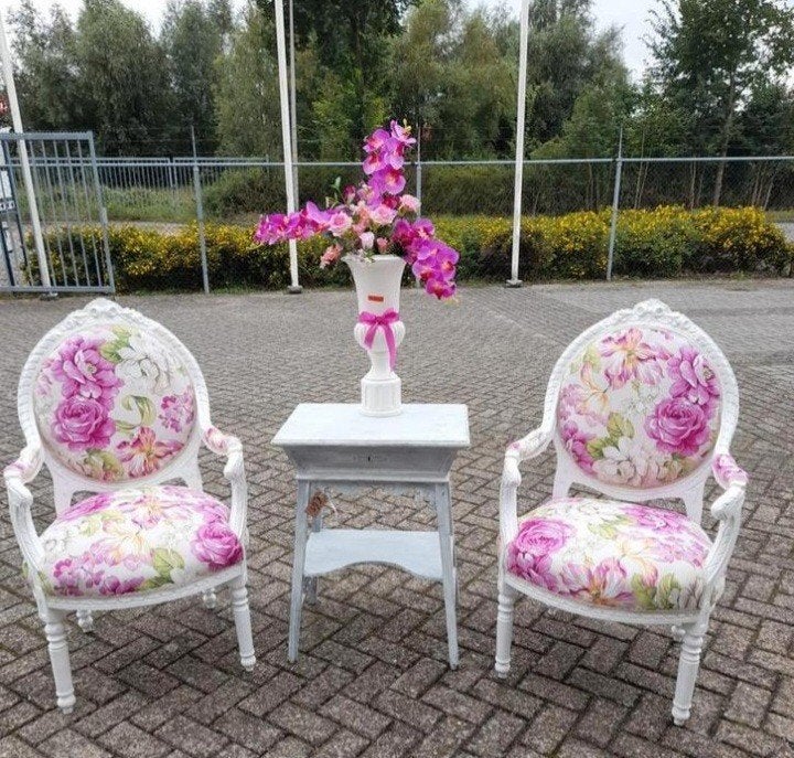 2 x mooie brocante fauteuils opnieuw gestoffeerd 225.00 p.s, Ophalen, Zo goed als nieuw, 75 tot 100 cm
