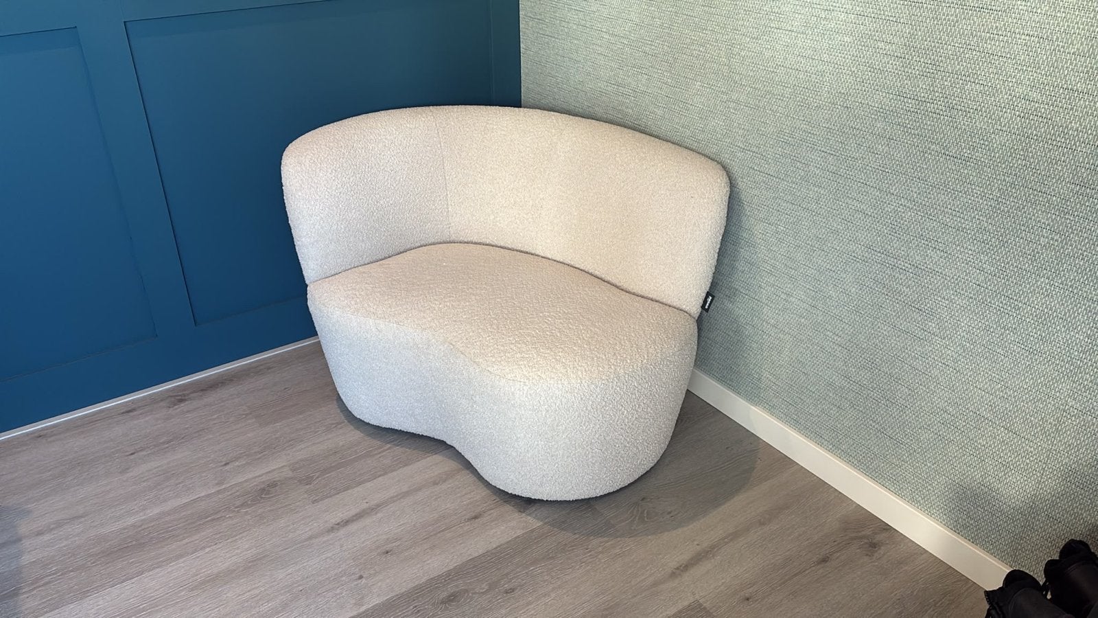 Woood bankje boucle stof stone crème, Ophalen, Wit, Zo goed als nieuw, Eén