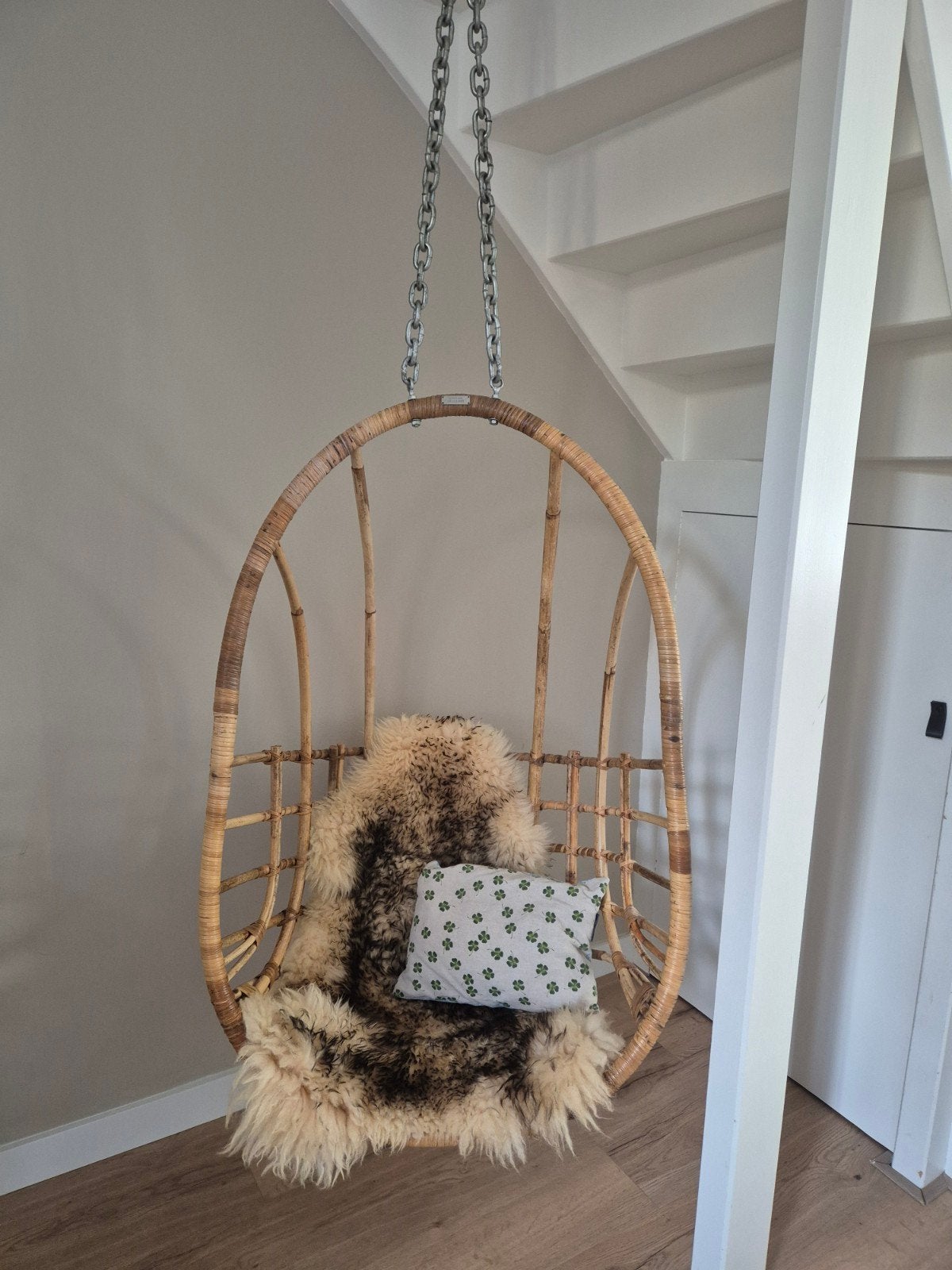 Rotan hangstoel van Sissy-Boy Homeland (egg chair), Ophalen, Gebruikt, Bruin, Eén