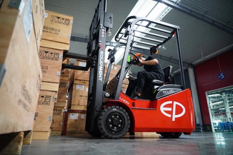 EP TCL101 1000KG 4.30METER LITHIUM HEFTRUCK, 1000 tot 2000 kg, Marconistraat 2
3133KL  Vlaardingen, NL, Yilmaz Heftrucks, Yilmazheftruck@gmail.com