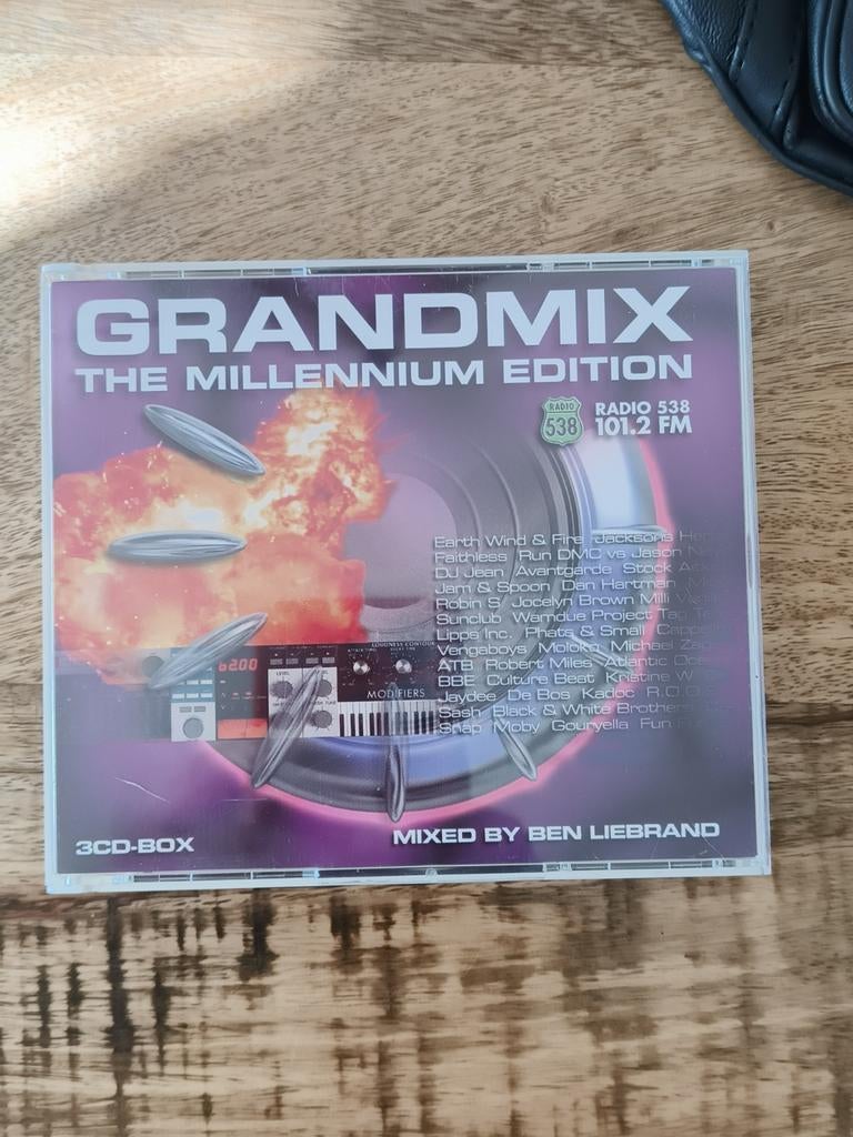 Grandmix The Millennium Edition - 3CD Box - Ben Liebrand, Ophalen of Verzenden, Zo goed als nieuw, Dance, Boxset