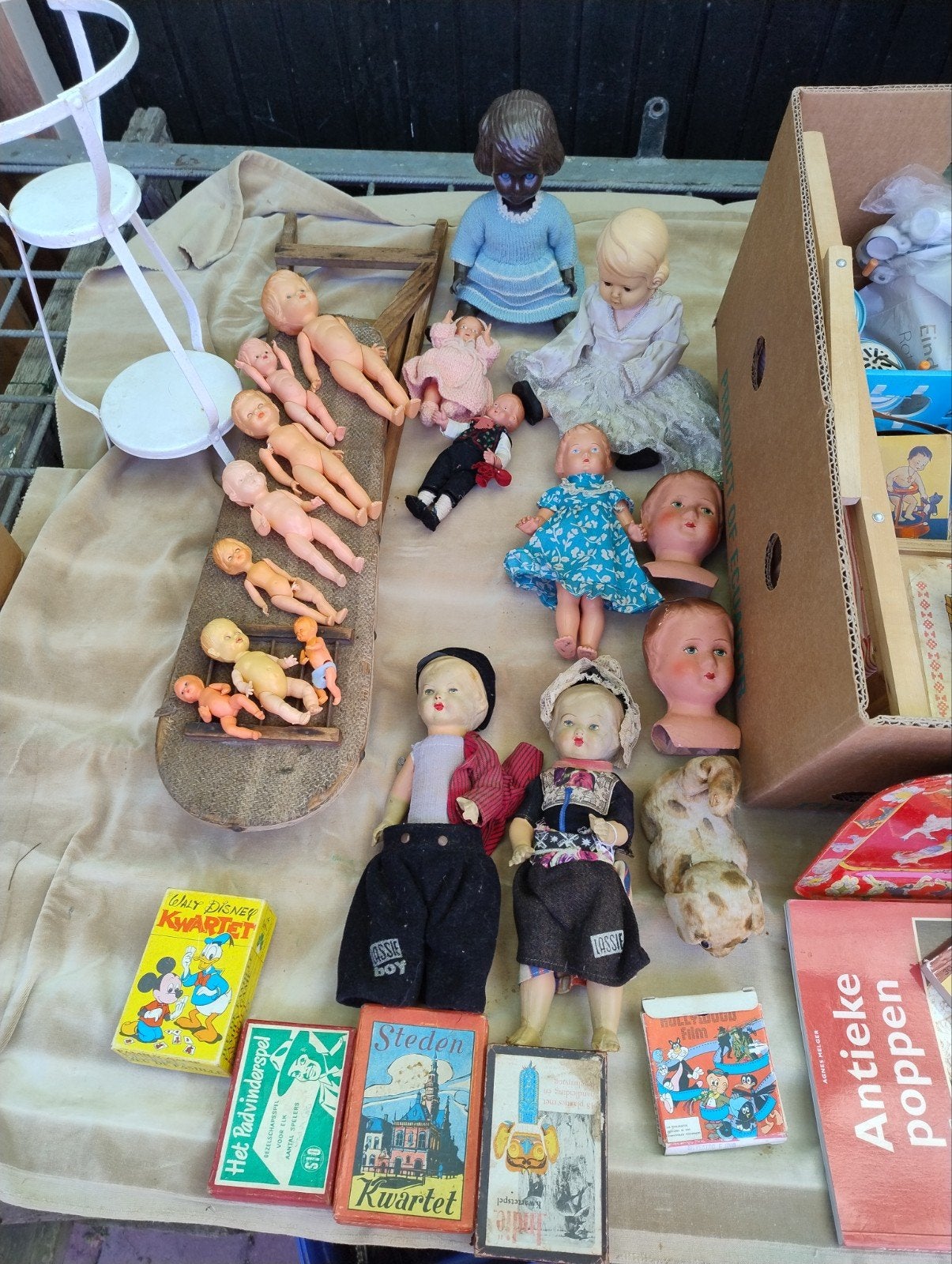Oud kinderspeelgoed, incl verscheidene poppen, Ophalen of Verzenden
