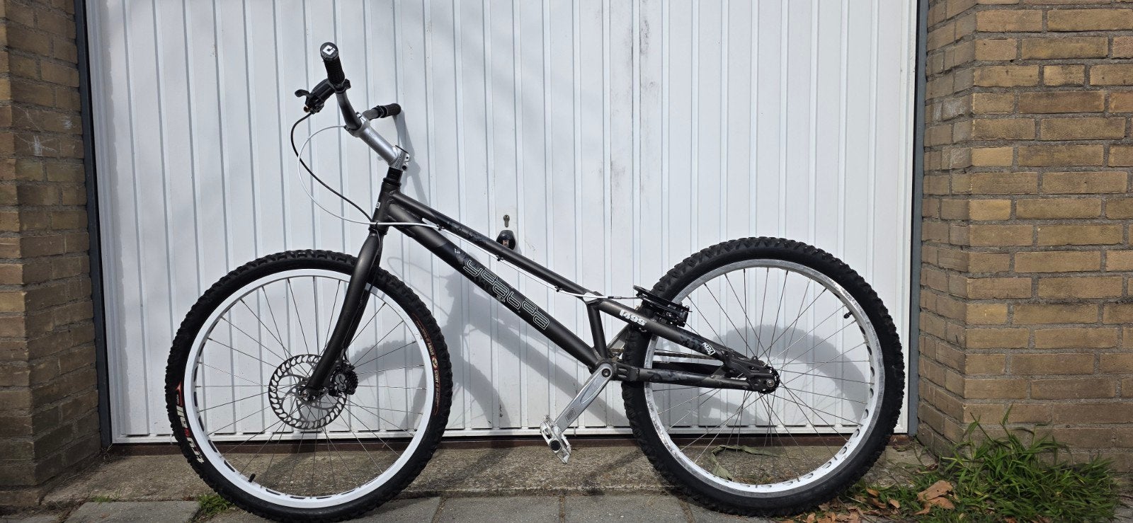 Trial Fiets Yaabaa 26 inch. Zeer nette staat., Fietsen en Brommers, Ophalen, 24 inch of meer, Yabaa, Aluminium