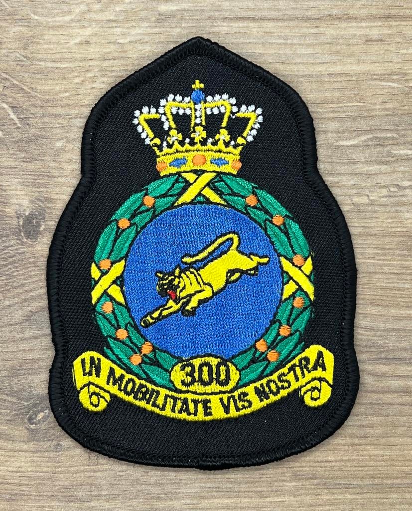 Te koop kroon Patch Wildcats RNLAF 300 SQN Black, Verzenden, Zo goed als nieuw, Patch, Badge of Embleem