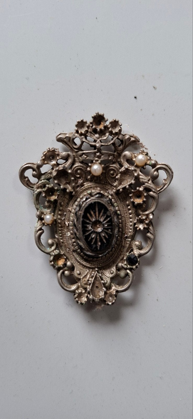 Vintage Broche/Hanger - Onvolledig, 4 tot 7 cm, Gebruikt, Ophalen of Verzenden, Met parel