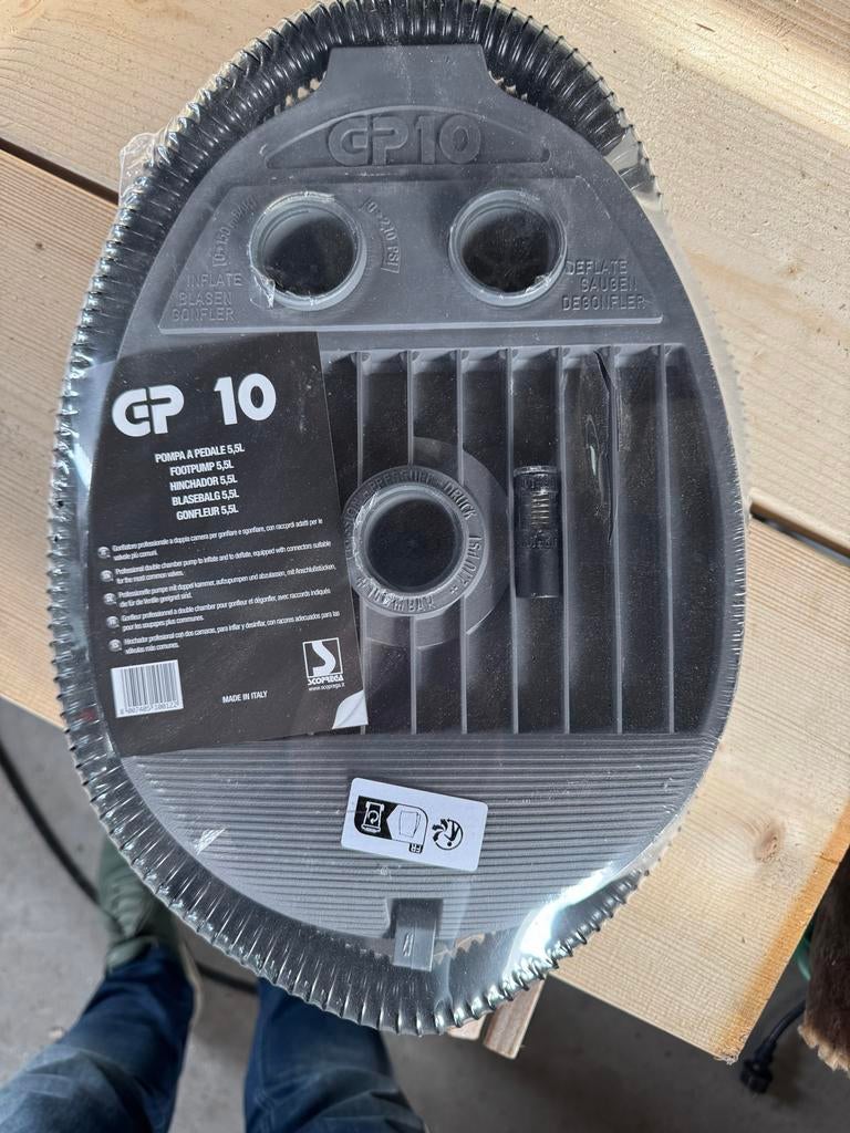 Voetpomp voor rubberboot, luchtbed, etc. - Nieuw in verpakki, Caravans en Kamperen, Ophalen, Nieuw, Handmatig