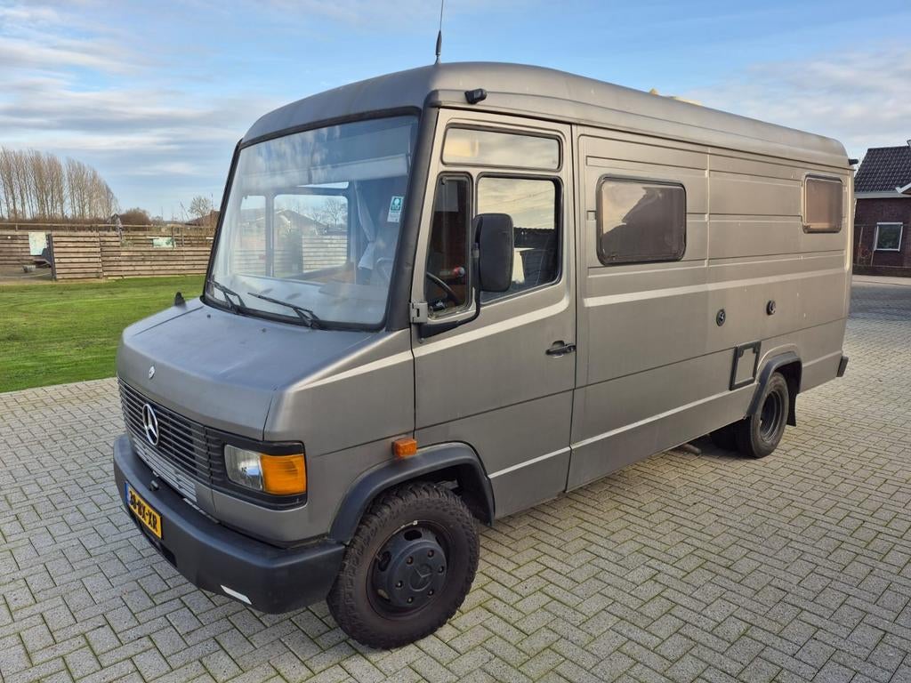 Caravans And Camping Mercedes