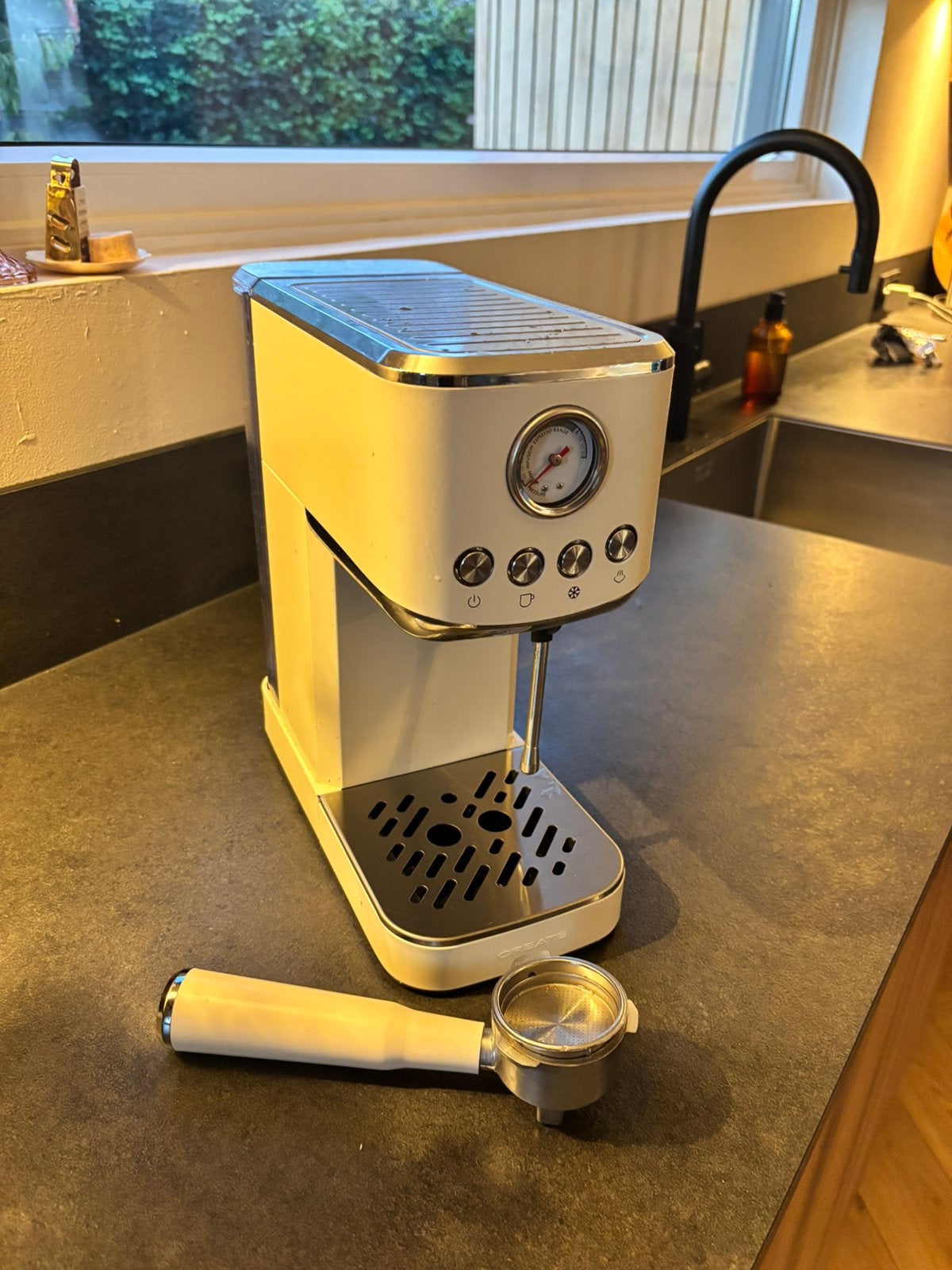 Piston machine, Koffiepads en cups, Espresso apparaat, Ophalen of Verzenden, Zo goed als nieuw