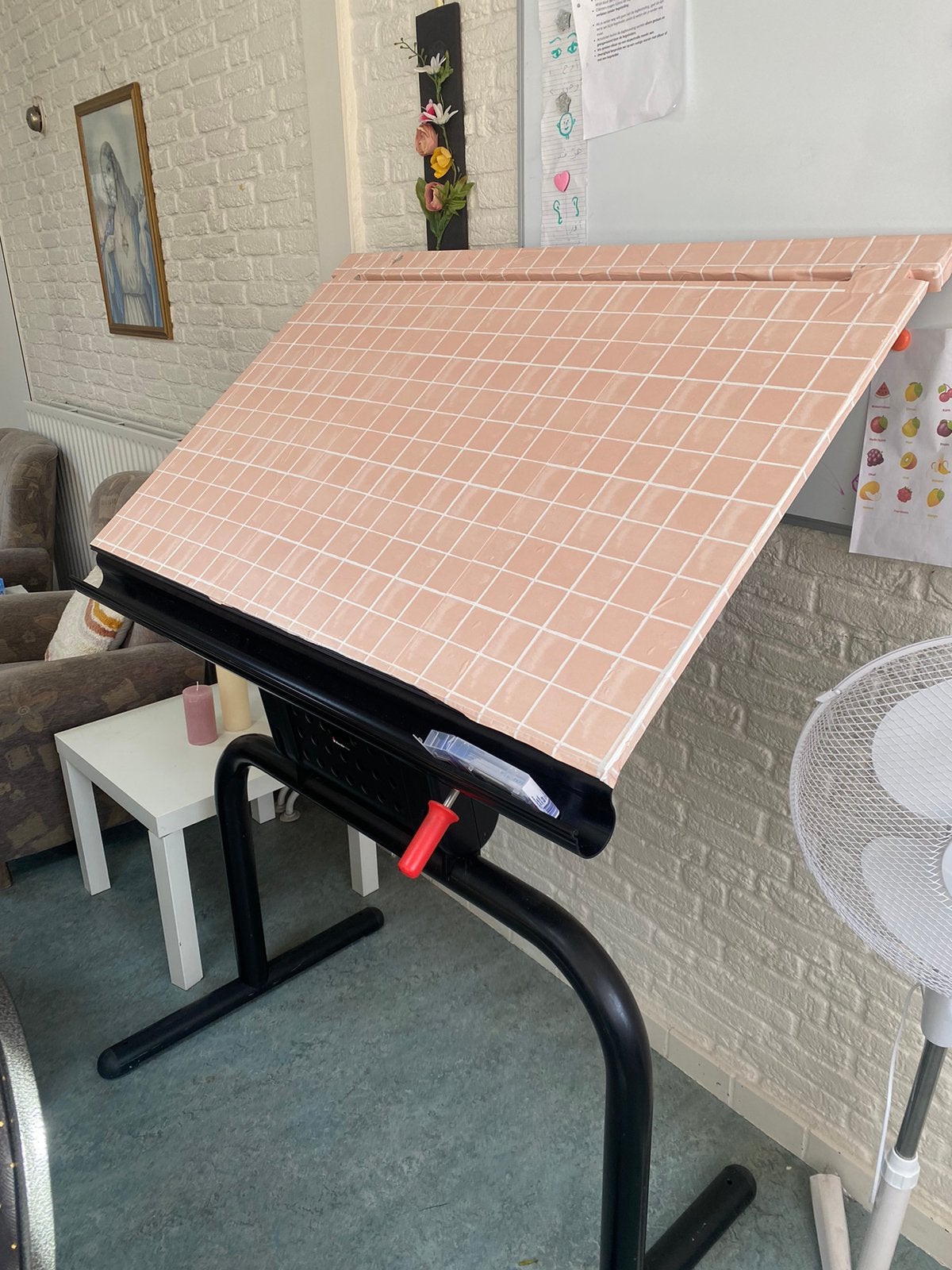Teken tafel gratis, Ophalen, Zo goed als nieuw