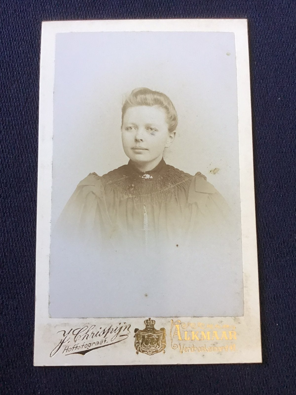CDV, Vrouw, J. CHRISPIJN, ALKMAAR, Carte de Visite, Ophalen of Verzenden, Voor 1940, Gebruikt, Foto