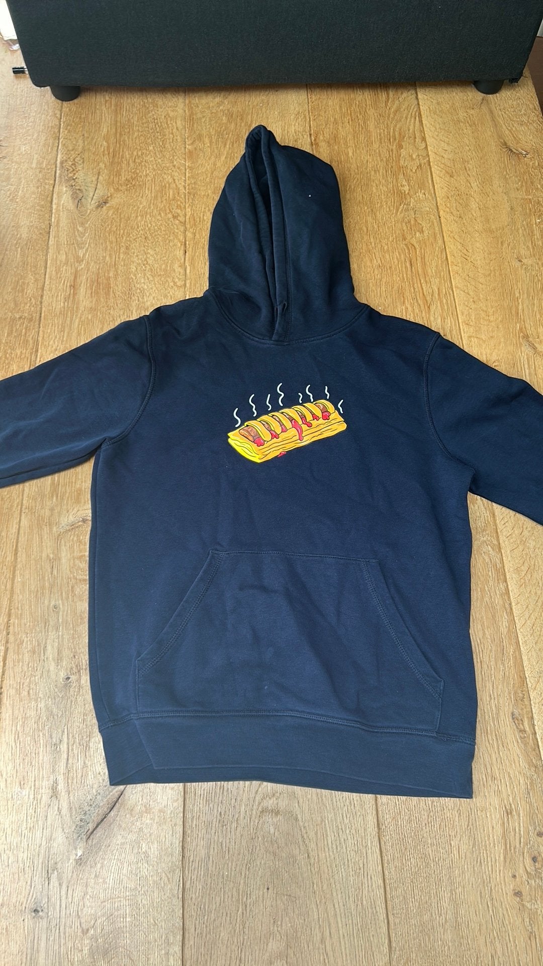 Frikandelbroodje trui, Ophalen of Verzenden, Zo goed als nieuw, Maat 46 (S) of kleiner, Blauw