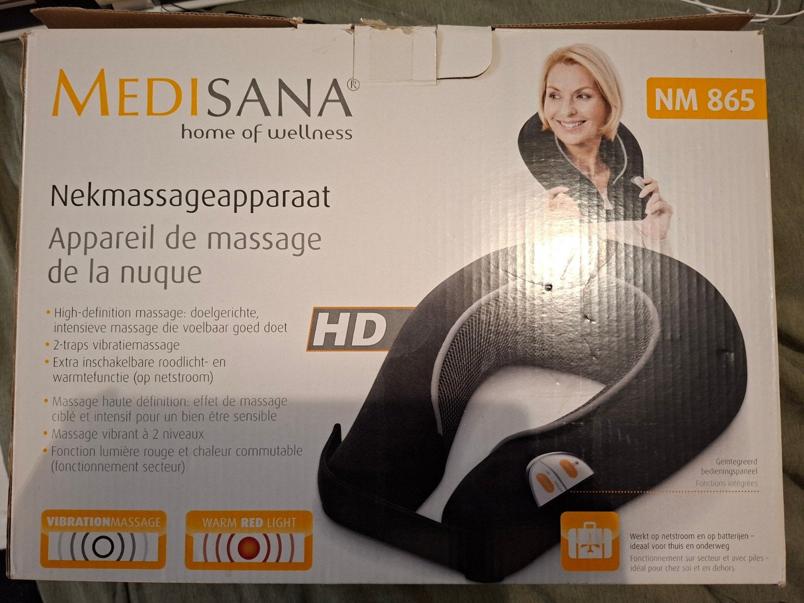 Medisana Nekmassageapparaat NM 865 met warmtefunctie, Ophalen of Verzenden, Zo goed als nieuw