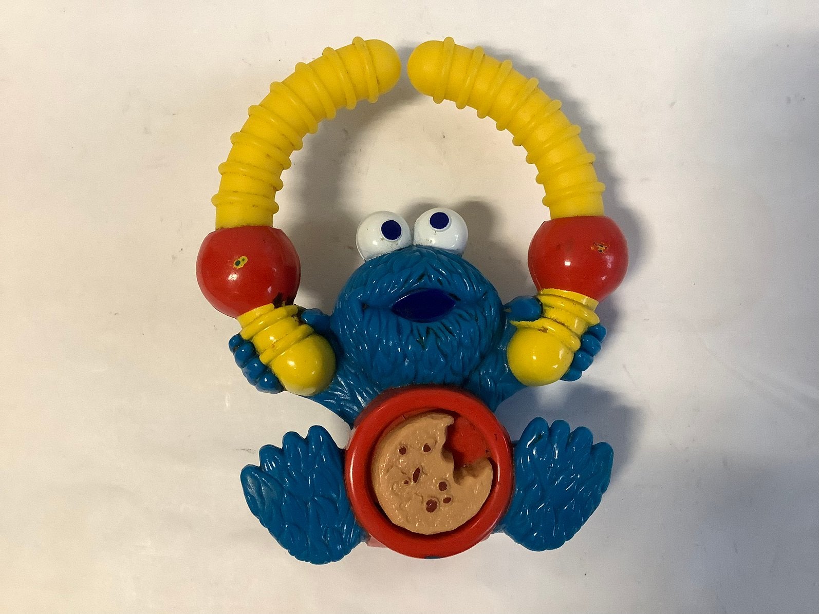 Nostalgie rammelaar koekjesmonster Sesamstraat Mattel 2006, Ophalen of Verzenden, Gebruikt, Rammelaar, Met geluid