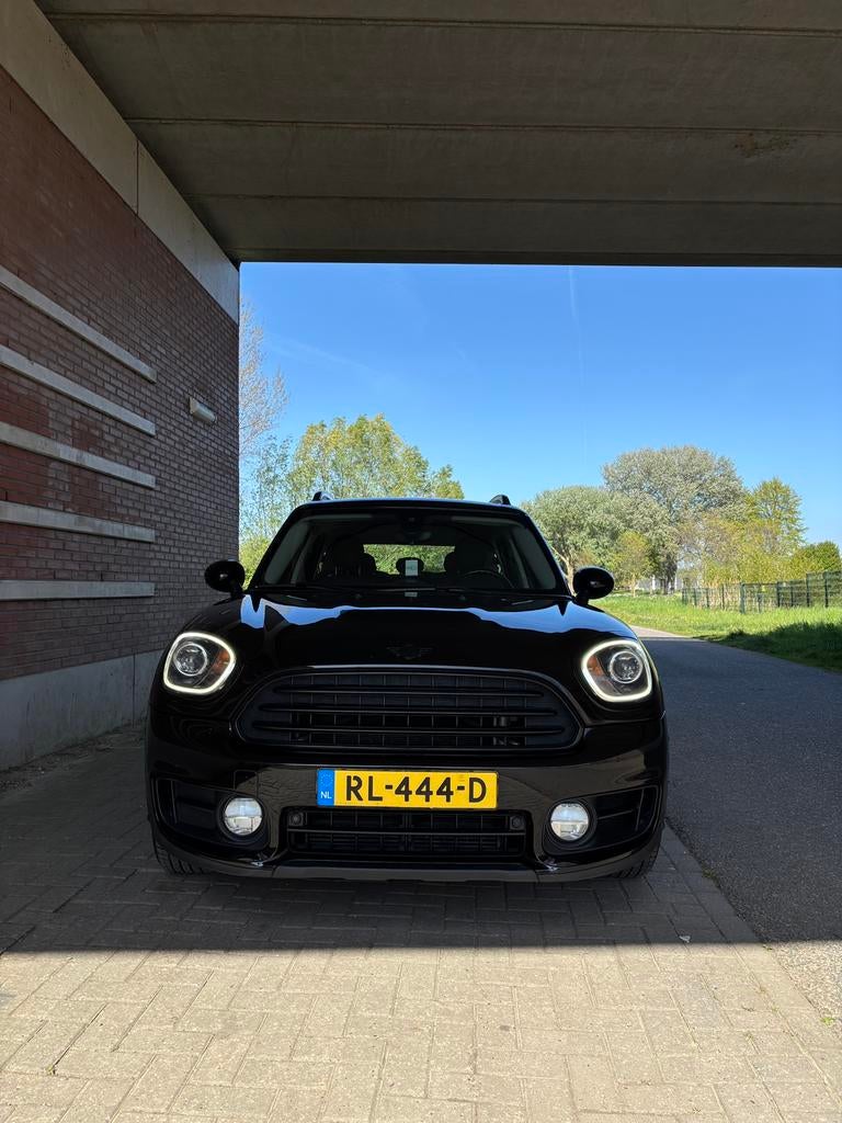 Mini Countryman 1.5 100KW Cooper AUT 2018 Zwart, Zwart, Countryman, 715 kg, Zwart
