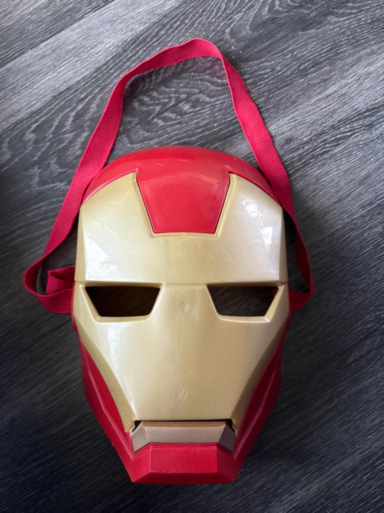 Ironman masker kind/volwassenen €5,-, Ophalen, Zo goed als nieuw