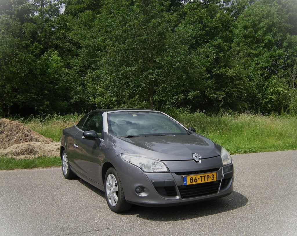 Renault Mégane Coupé-Cabriolet 1.4 TCE Privilège . 2 Drs, Auto's, Renault, Bedrijf, Te koop, Mégane, ABS, Airbags, Airconditioning