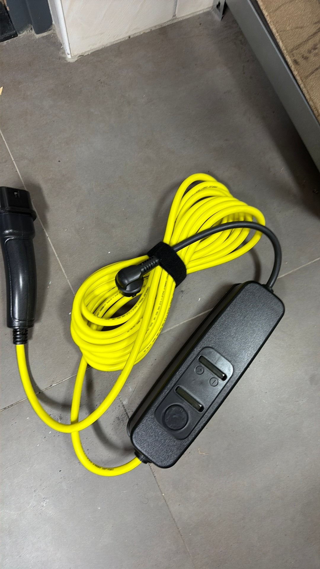 Draagbare EV-lader 230 volt / mobiele laadkab elektris auto, Ophalen of Verzenden, Nieuw, Laadkabel